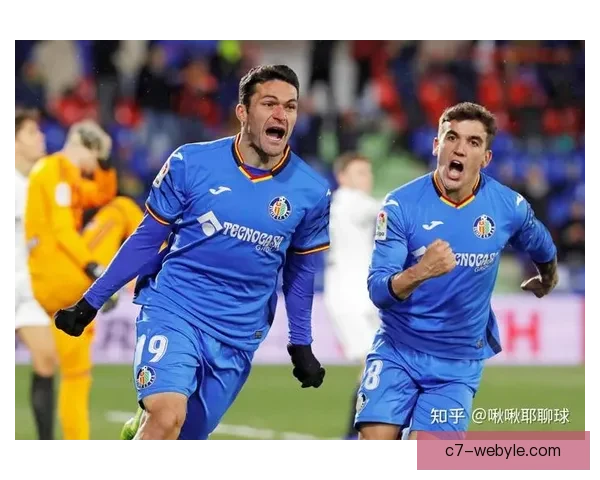 富勒姆客场逆转晋级足总杯八强