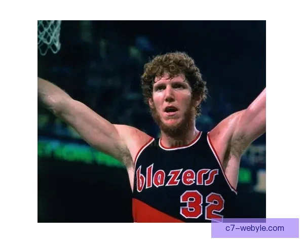 戈登半场大四喜 中锋位置表现出色